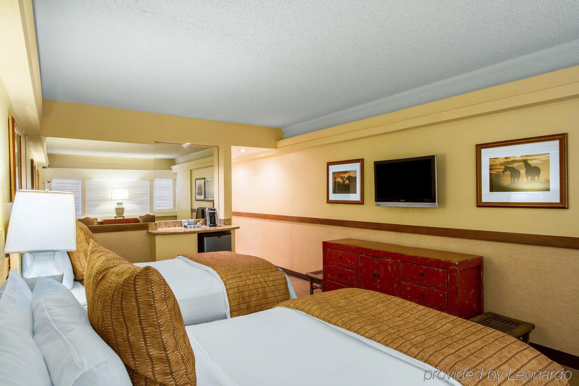Hotel Equus à Honolulu Extérieur photo