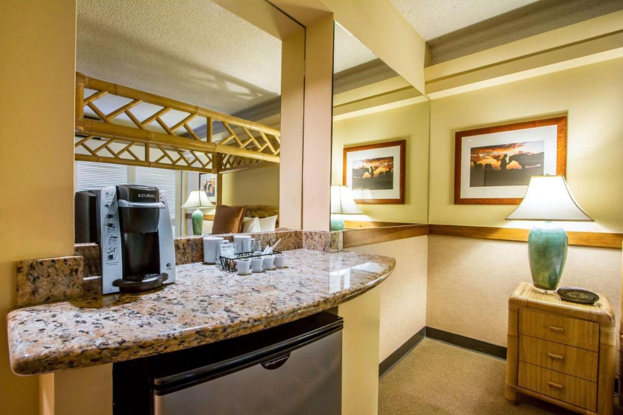 Hotel Equus à Honolulu Extérieur photo