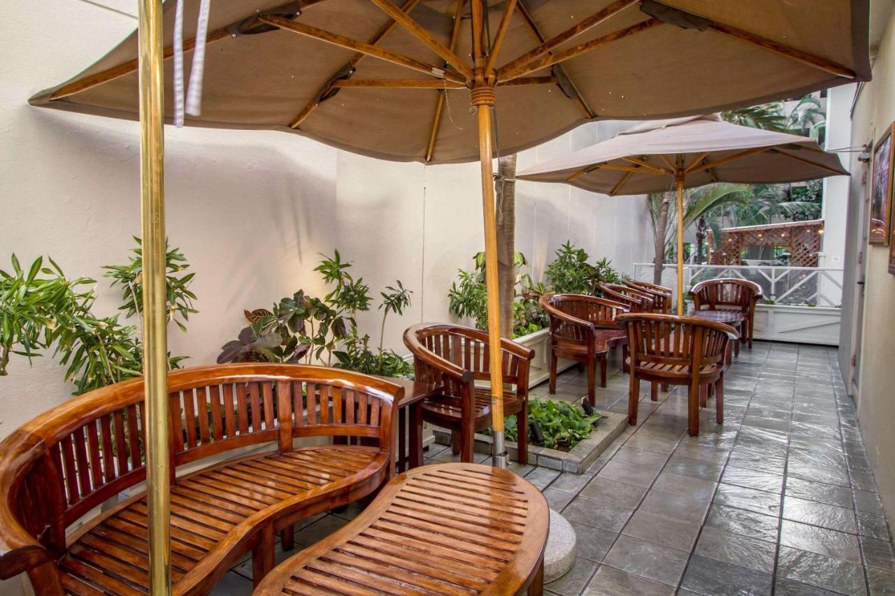 Hotel Equus à Honolulu Extérieur photo